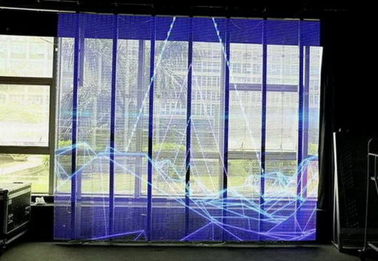 丹灶透明LED橱窗屏